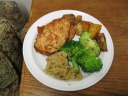 Veggie patties, quality roasted potatoes, unpleasantly sweet quinoia, and
broccoli.
