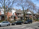 More houses on Winchester Street.  It was patio weather--too bad no one 
was taking advantage of it.
